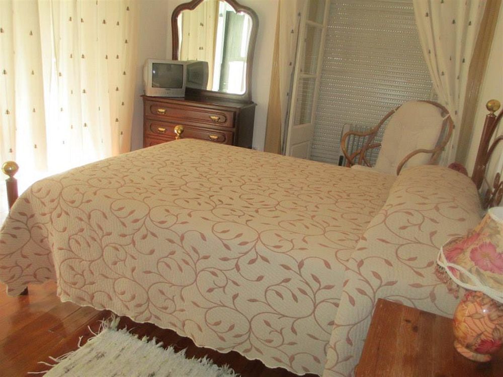 Hostel Pensao Sao Joao Da Praca Lissabon
